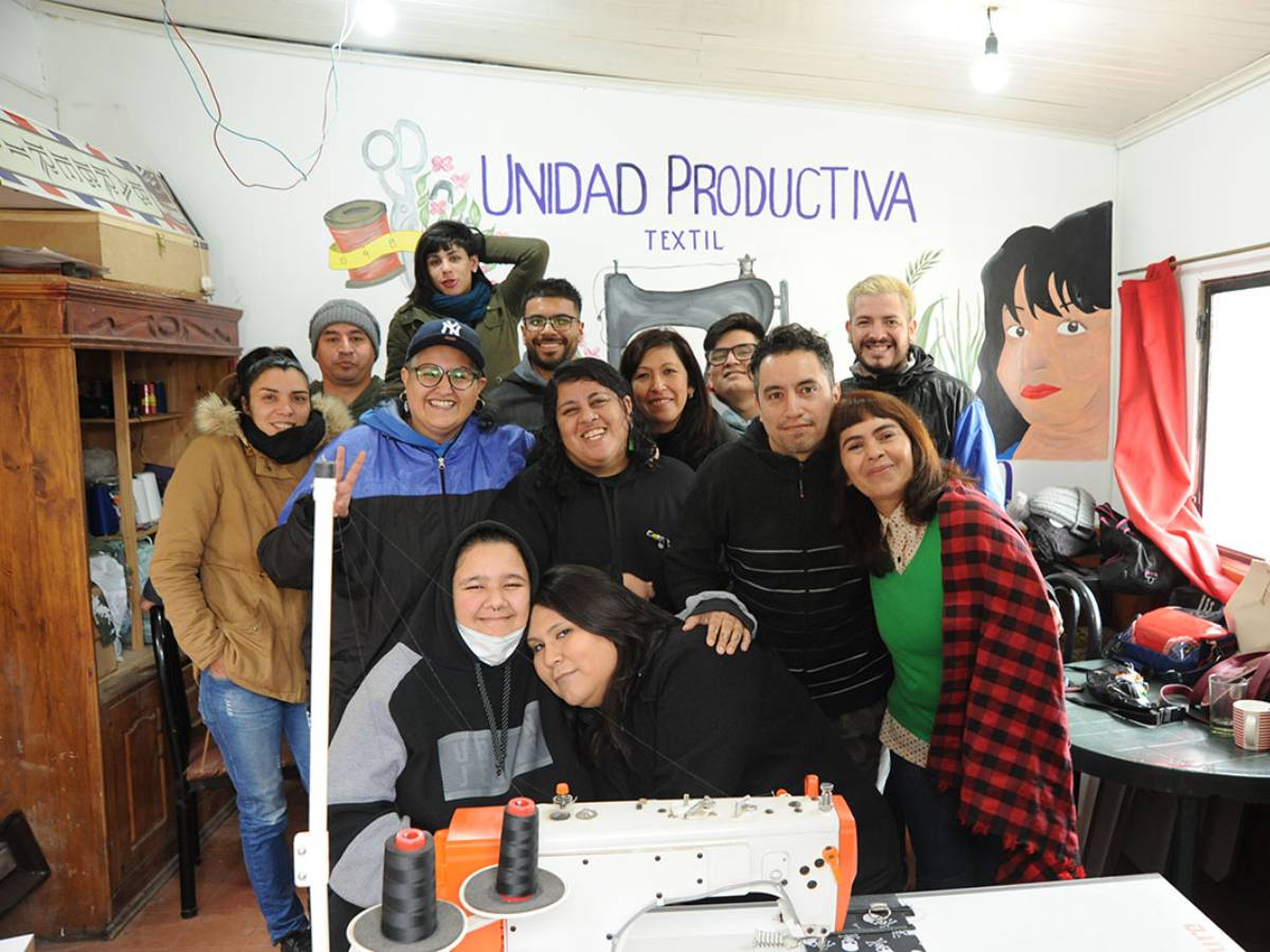 Trabajo y diseño diverso en la cooperativa Claudia Pía Baudracco - Agencia  Presentes