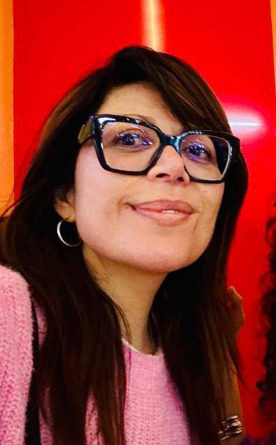 La imagen tiene un atributo ALT vacío; su nombre de archivo es SAYAK-VALENCIA.jpg